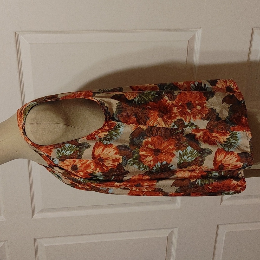 💥Talbots Top - Picture 5 of 9